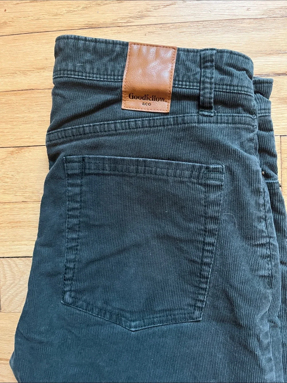Men’s dark teal corduroy pant